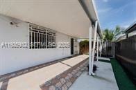 9098 Nw 114th St - Photo 4 of 8