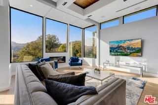 2515 Thames St - Photo 3 of 8