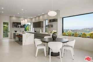 8896 Lookout Mountain Ave - Photo 6 of 8