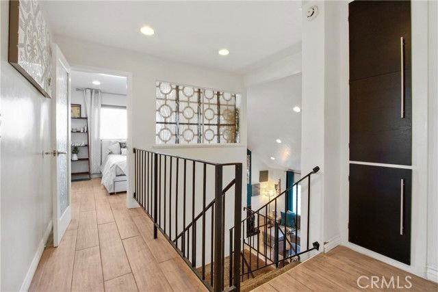 1107 Woodbury Dr - Photo 3 of 8