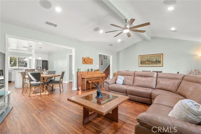 23316 Almarosa Ave - Photo 2 of 8