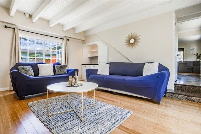 2902 Spreckels Ct - Photo 2 of 8