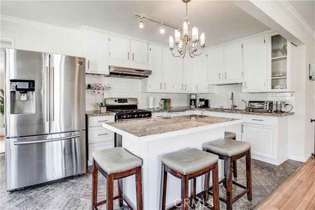 2902 Spreckels Ct - Photo 7 of 8