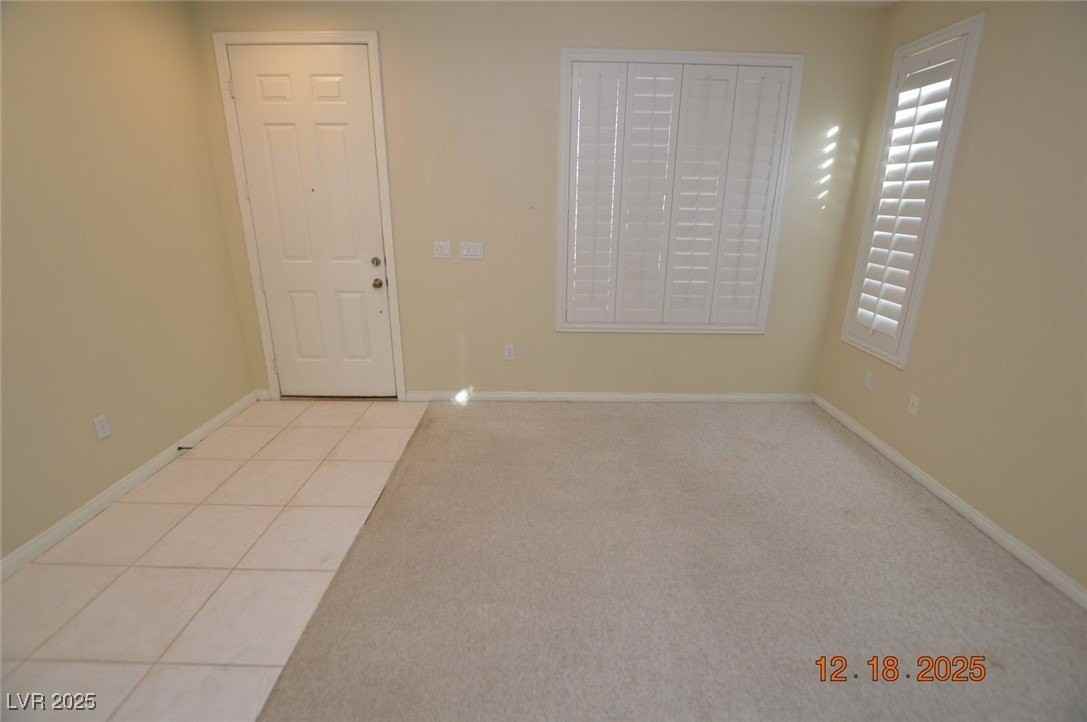 6175 Tillman Crest Ave - Photo 5 of 28