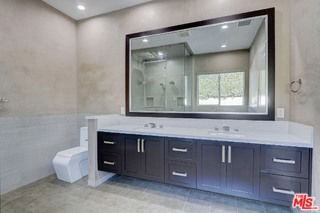 6243 Berquist Ave - Photo 3 of 8