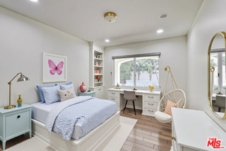 6243 Berquist Ave - Photo 6 of 8