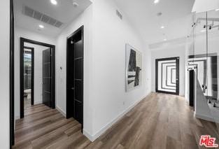 5812 Willis Ave - Photo 2 of 7