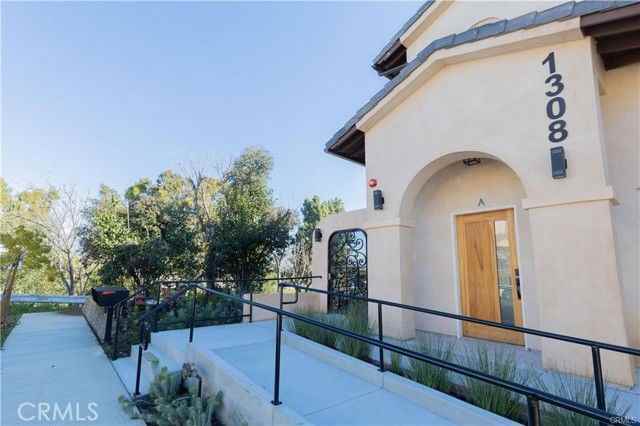 1308 Stevens Ave #D - Photo 3 of 6