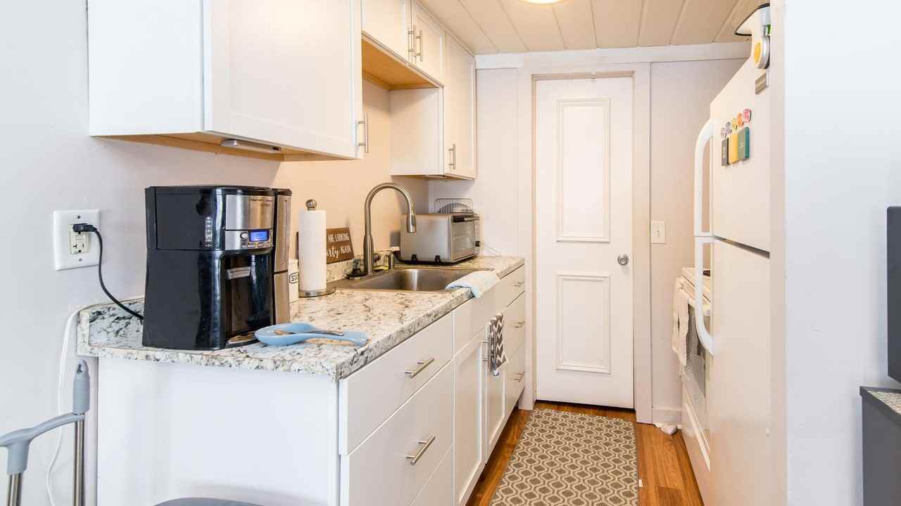 11291 E Shore Drive unit: Front House - Photo 7 of 16