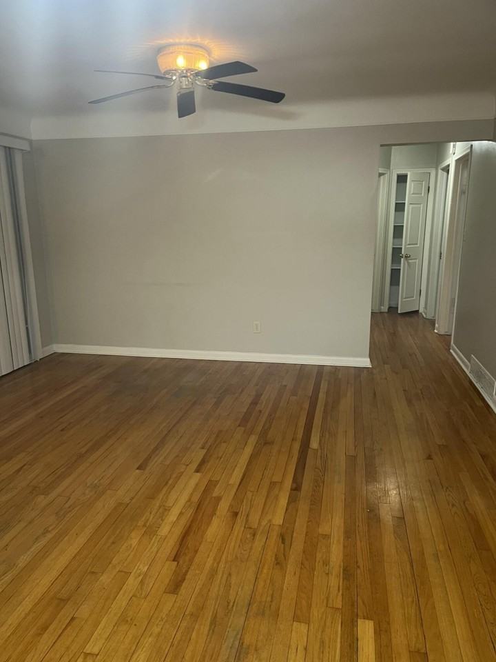 12116 Columbia - Photo 2 of 13