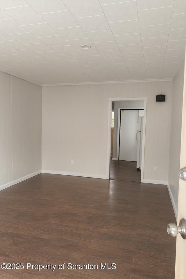 833 George St - Photo 3 of 10