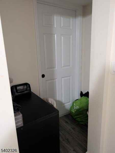 1445 Lexington Pl - Photo 5 of 8