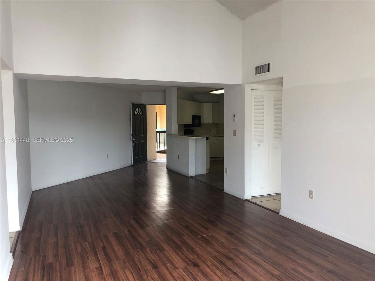 6280 Nw 186th St #311 - Photo 4 of 8