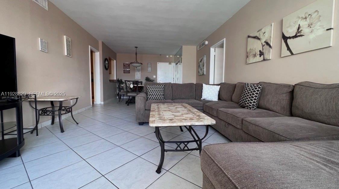 5161 Collins Ave #1701 - Photo 4 of 8