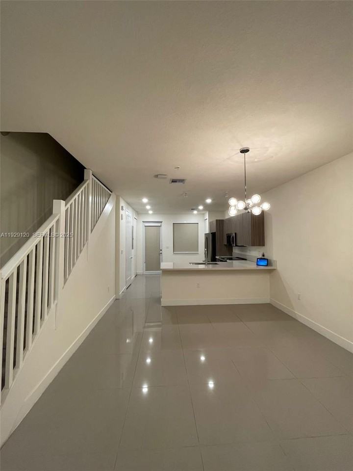 6416 Nw 102nd Ct #117 - Photo 6 of 8