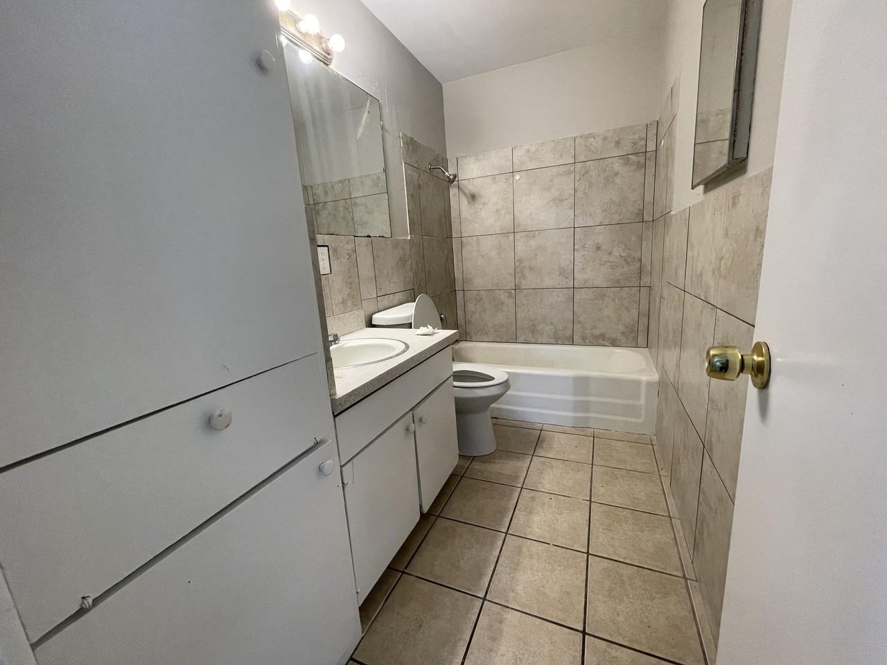 1907 70th St - Photo 7 of 9