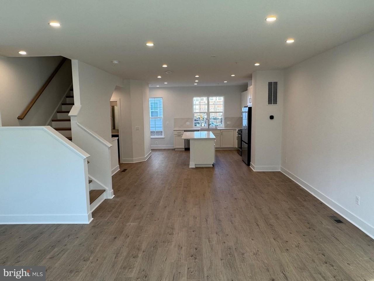 3509 Margaret Jones Pl - Photo 5 of 37