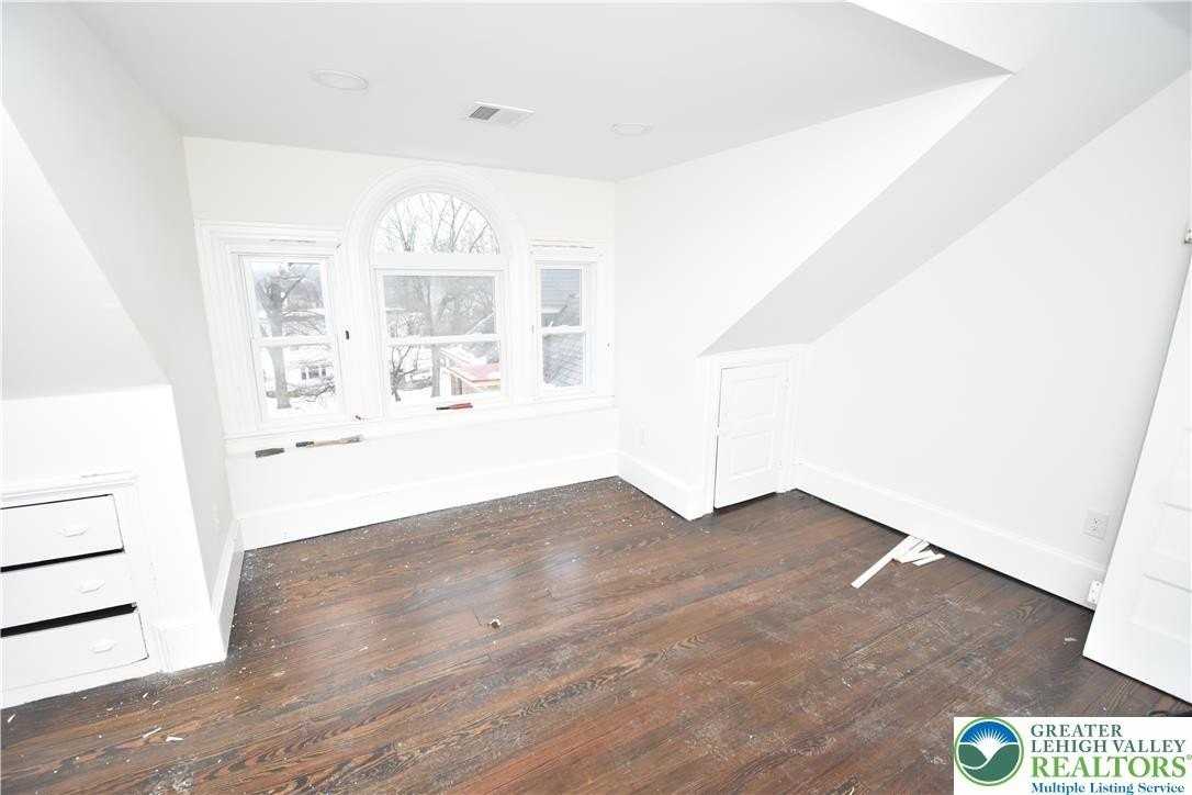 312 March St Apt 6 #6 - Photo 4 of 10