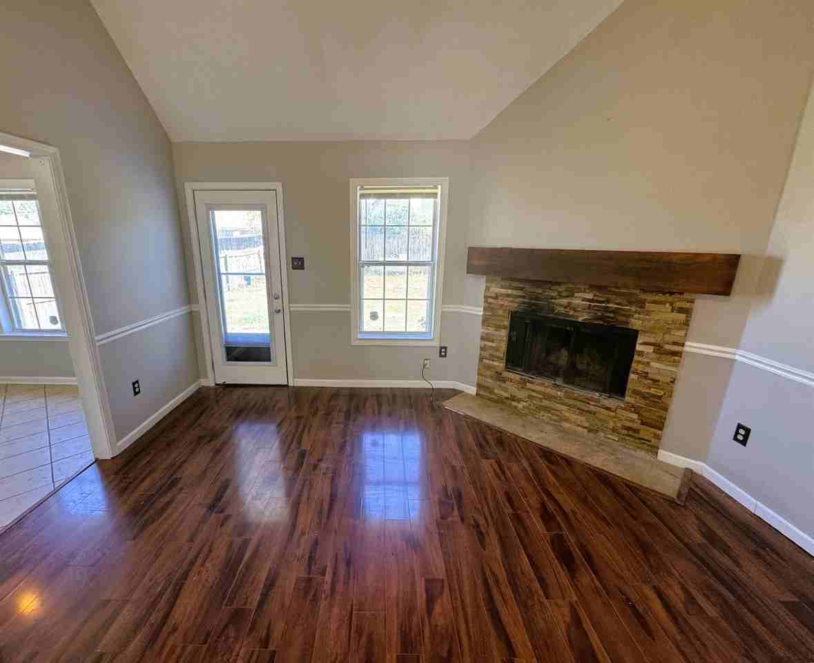 5376 Ragan Ridge Dr - Photo 4 of 17