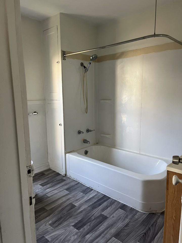 28 Regent St Uppr - Photo 5 of 10