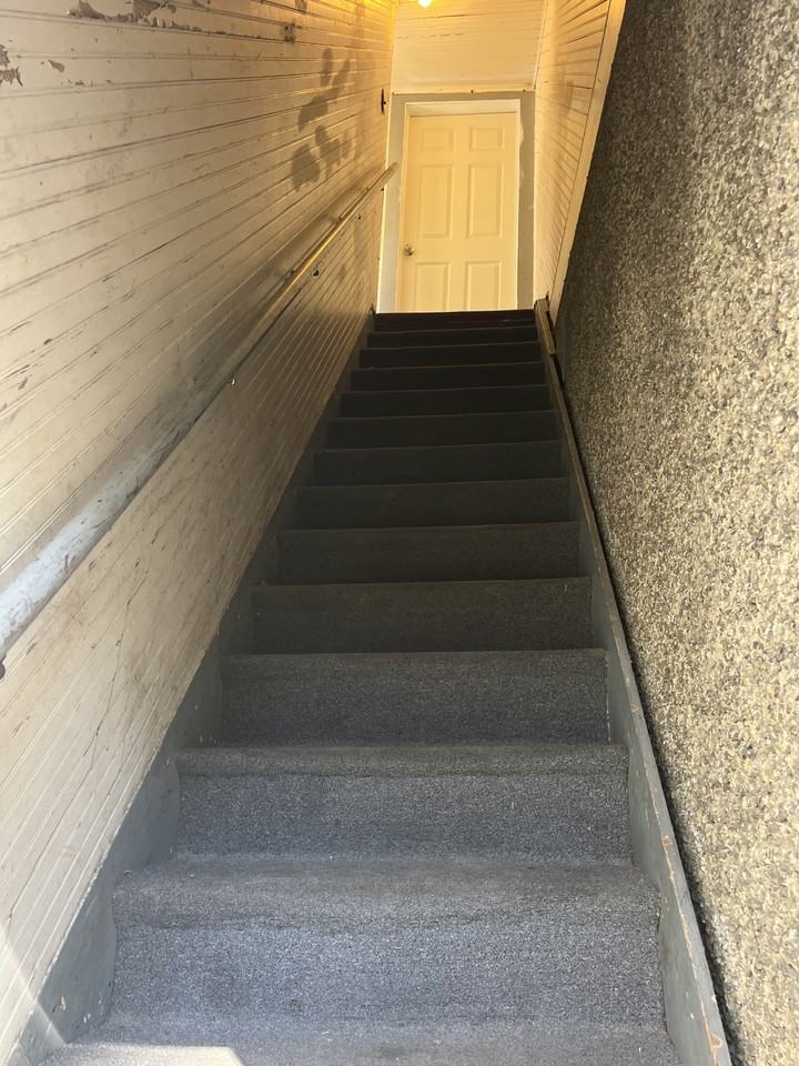 28 Regent St Uppr - Photo 7 of 10