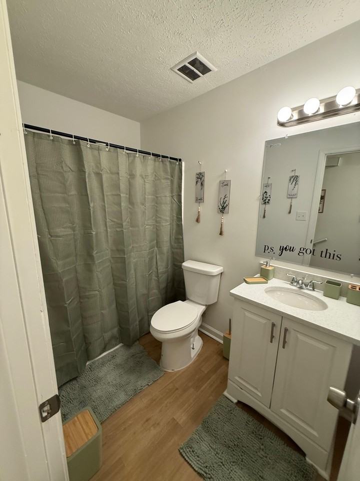 Rockfort Ct - Photo 6 of 14