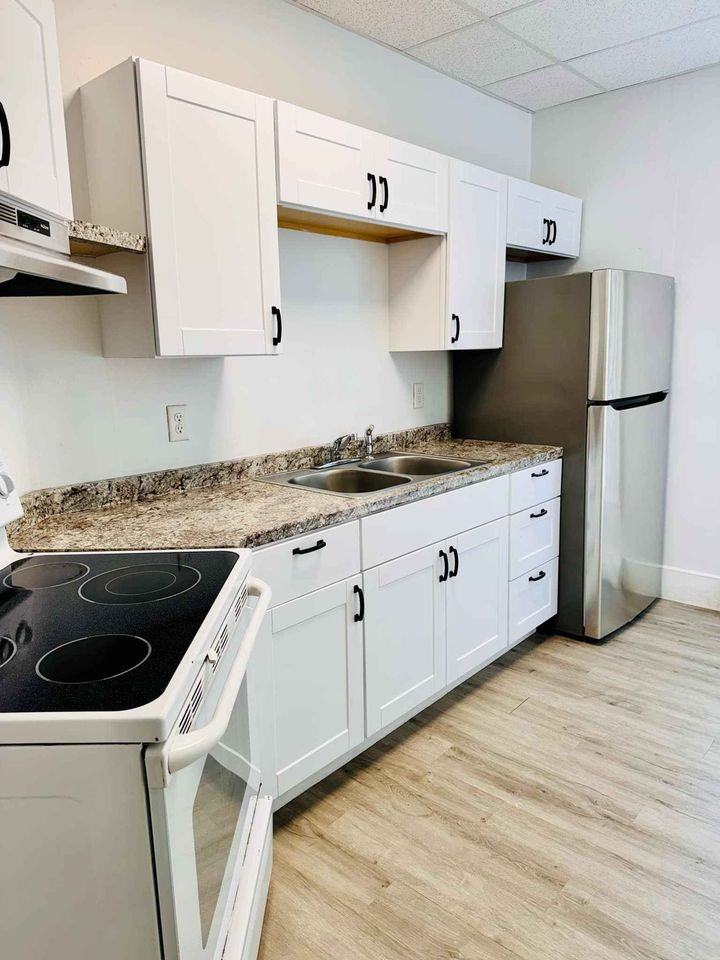 14 Willow St #1 - Photo 6 of 19