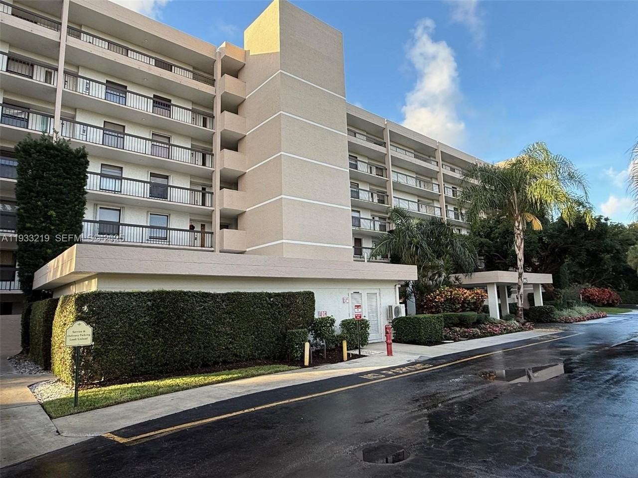 6662 Boca Del Mar Dr #212 - Photo 2 of 19