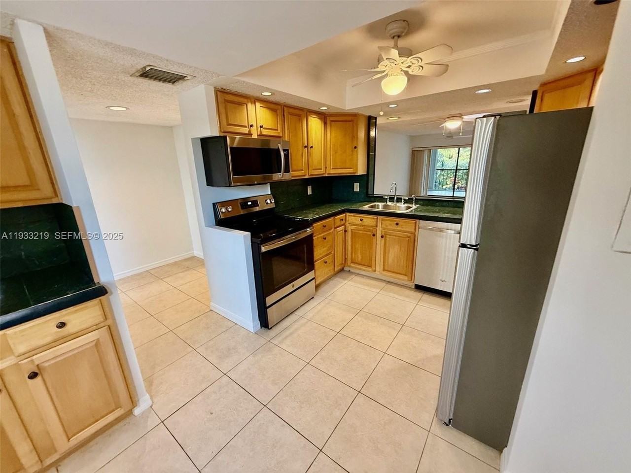 6662 Boca Del Mar Dr #212 - Photo 5 of 19