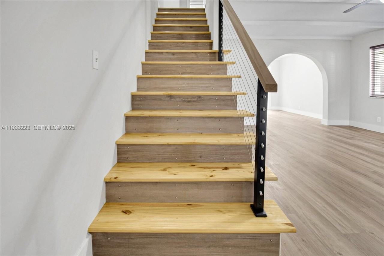 1211 N Andrews Ave #1211 - Photo 7 of 29