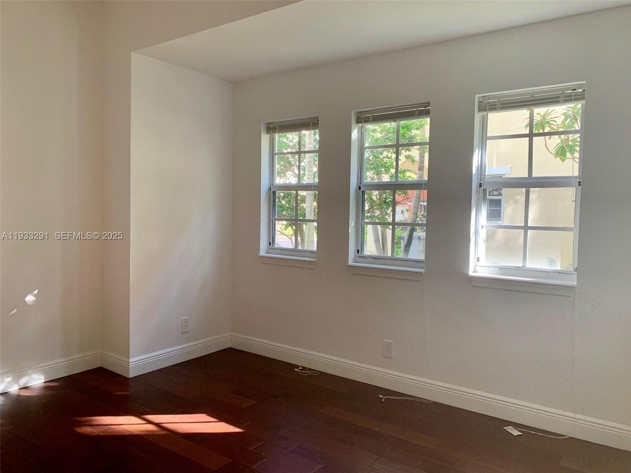 218 Sw 6th Pl - Photo 6 of 28