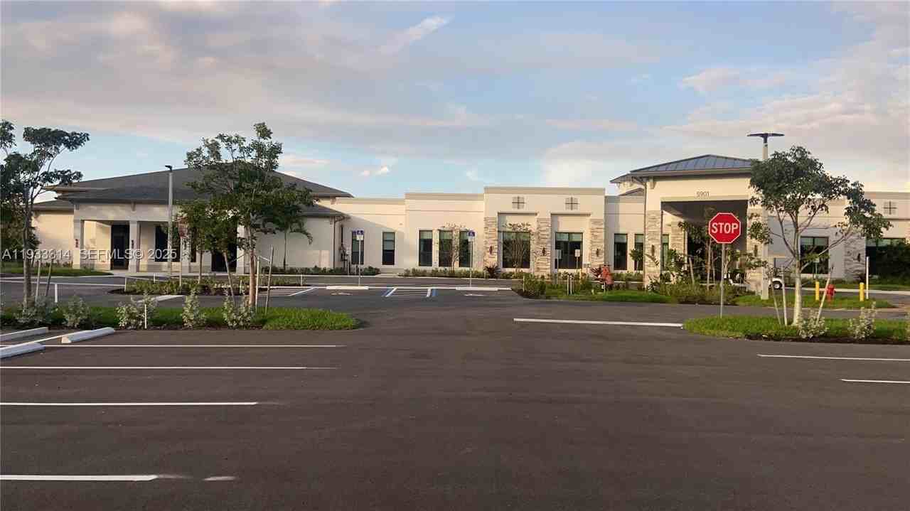 13283 Pineapple Palm Ct #F - Photo 5 of 14