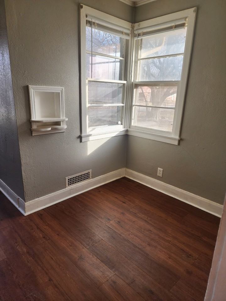 1222 N 13th St #1 - Photo 2 of 10