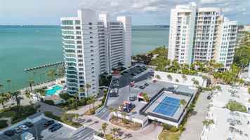 featured image of 988 Blvd Of The Arts #1714