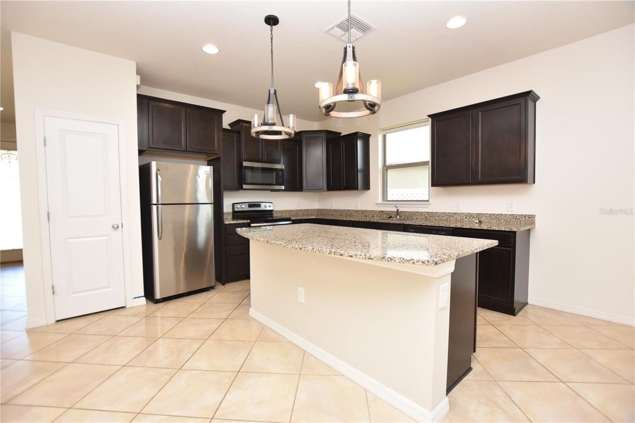 8862 Conway Rd - Photo 3 of 27