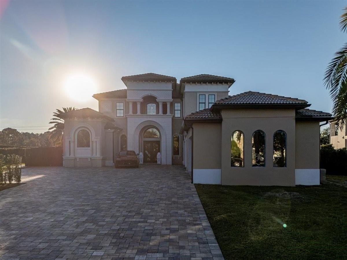 4303 Isabella Cir - Photo 4 of 50