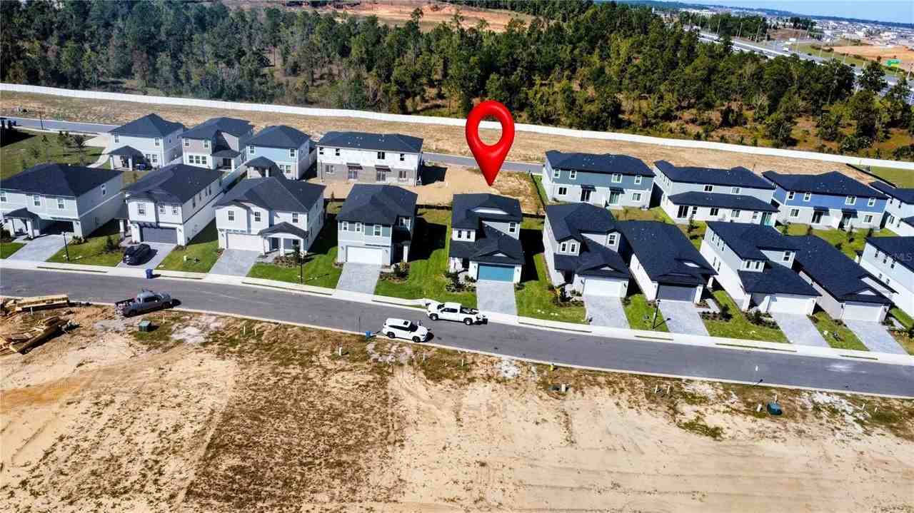 2284 Hen Rd - Photo 4 of 37