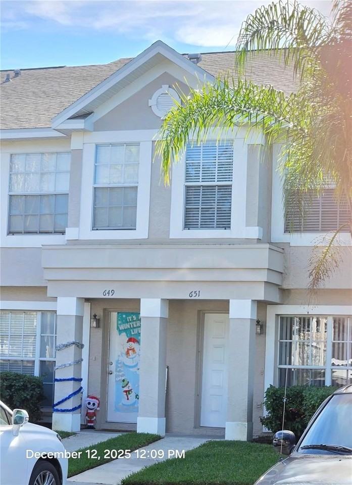 651 Kensington Lake Cir #651 - Photo 4 of 5