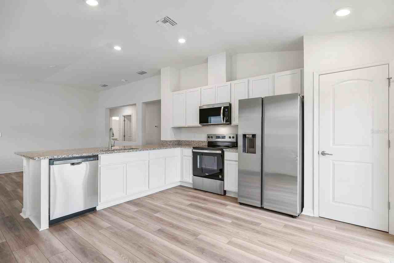 3308 Canberra Pl - Photo 7 of 19