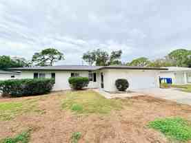 4866 Huntington St Ne - Photo 1 of 1