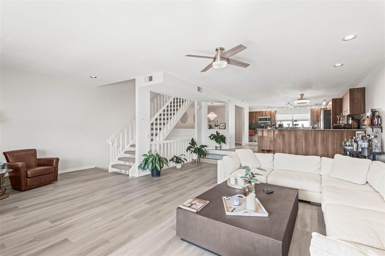 1109 Pinellas Bayway S #102 - Photo 7 of 36