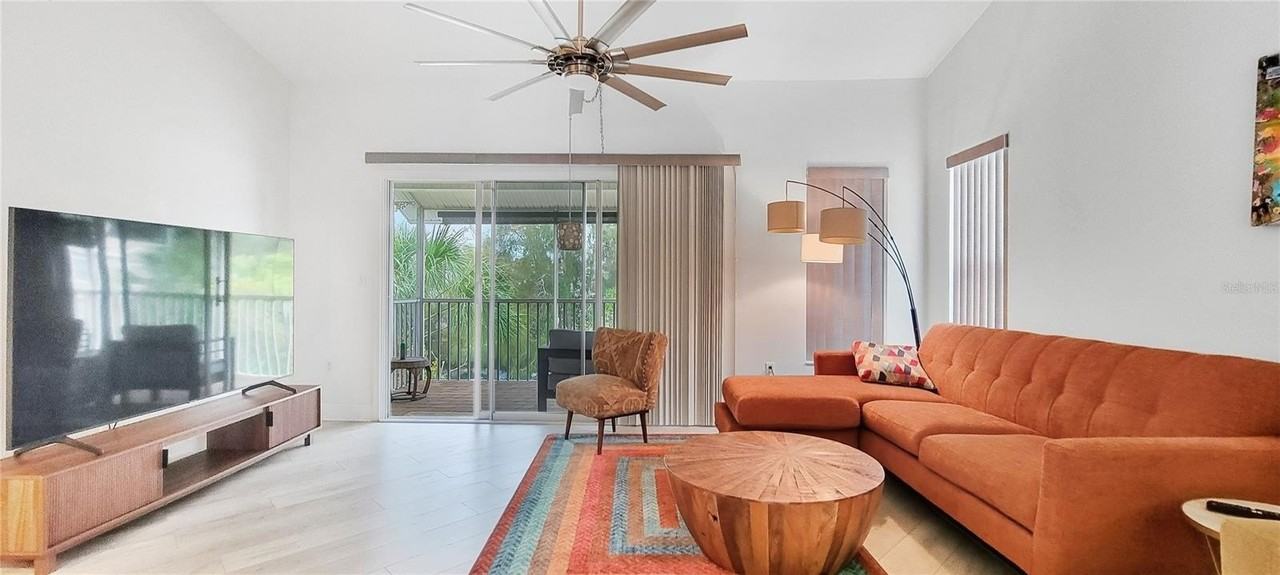 7705 Sailwinds Pass - Photo 2 of 18