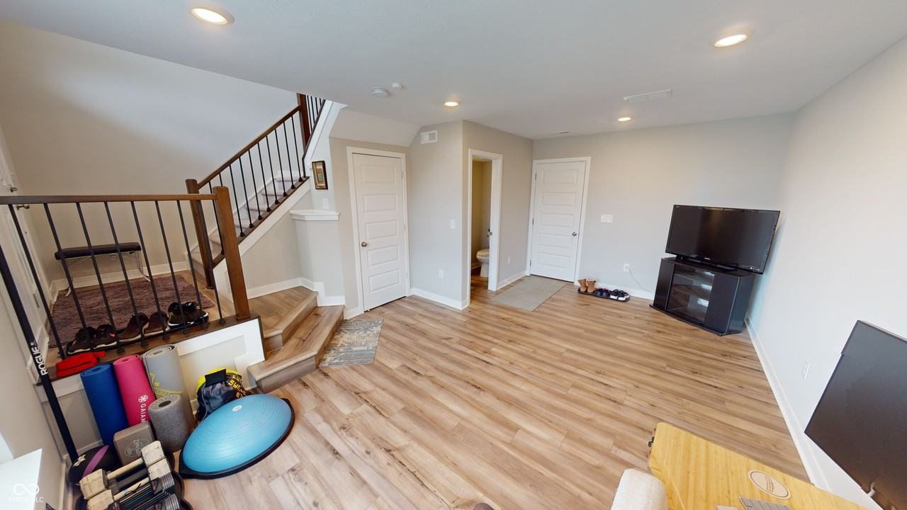 7101 Equality Blvd - Photo 4 of 31