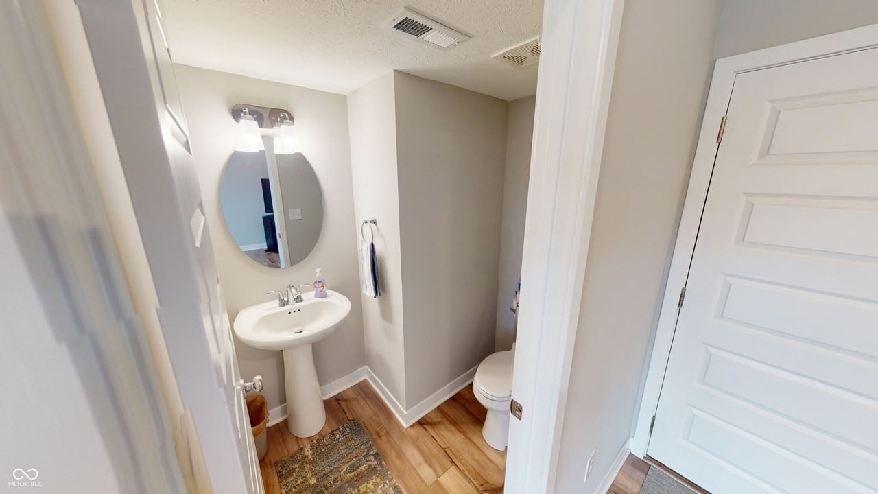 7101 Equality Blvd - Photo 5 of 31