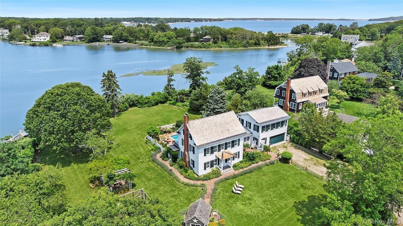 1160 Goose Creek Ln - Photo 2 of 25