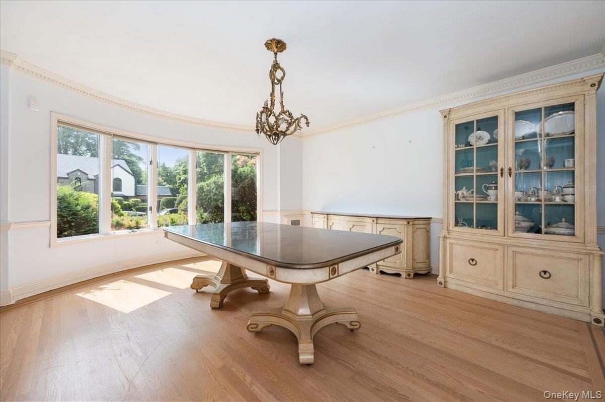 1 Parkside Dr - Photo 7 of 30