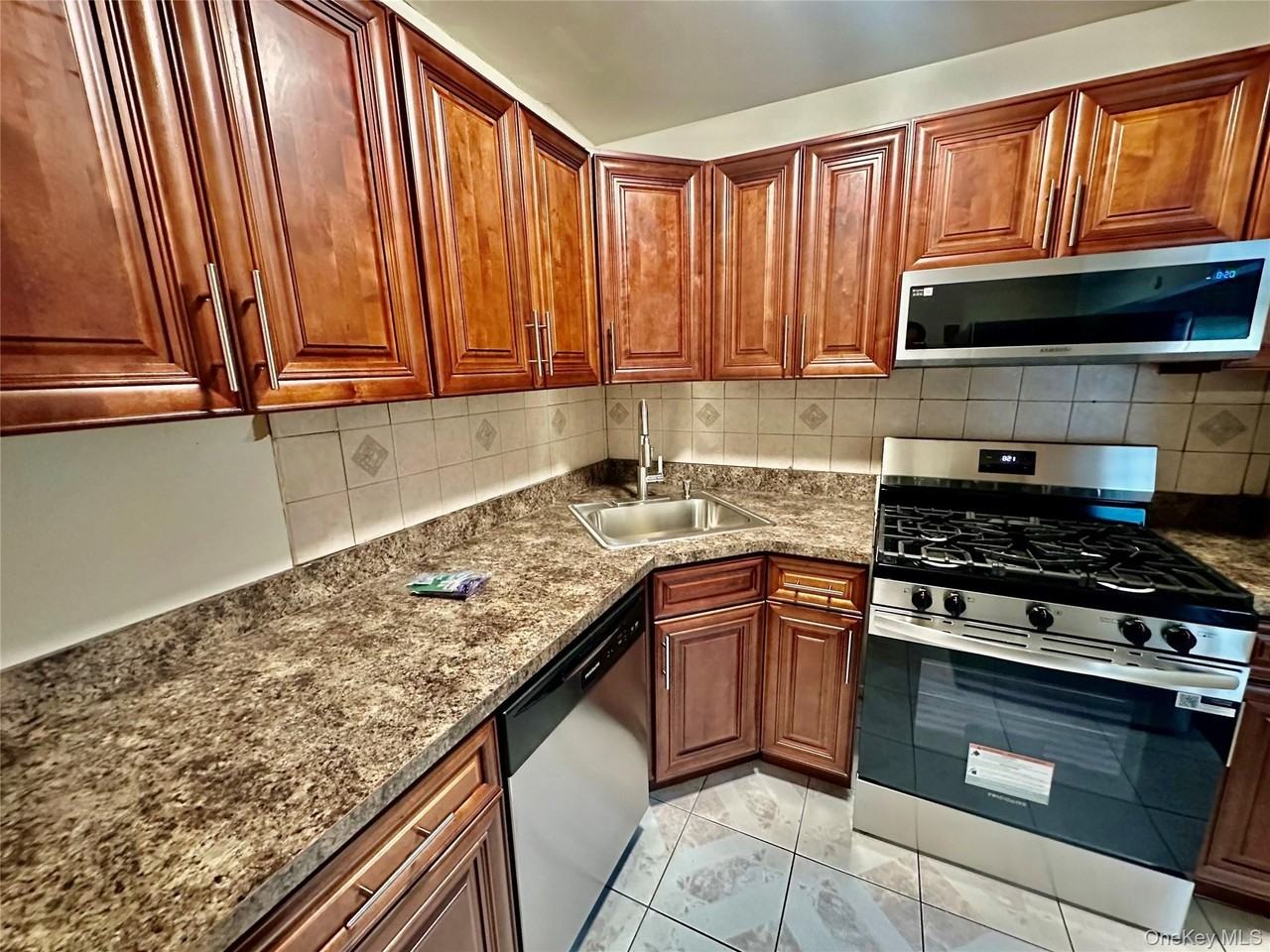 25508 148th Ave 1st Fl #1stFL - Photo 3 of 13