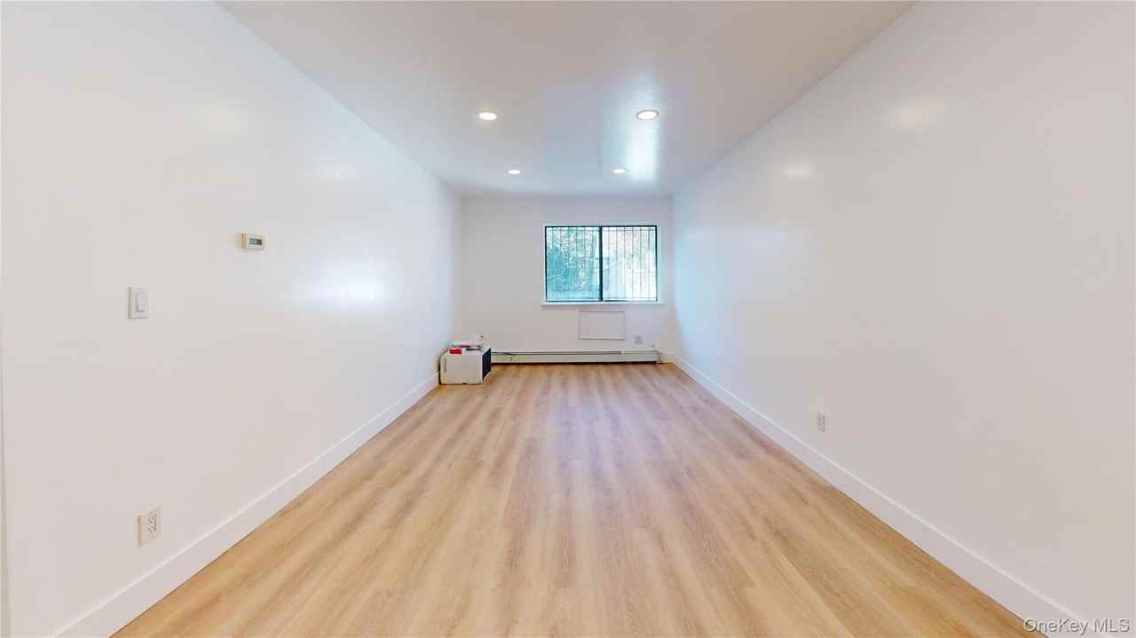 3054 79th St - Photo 2 of 9