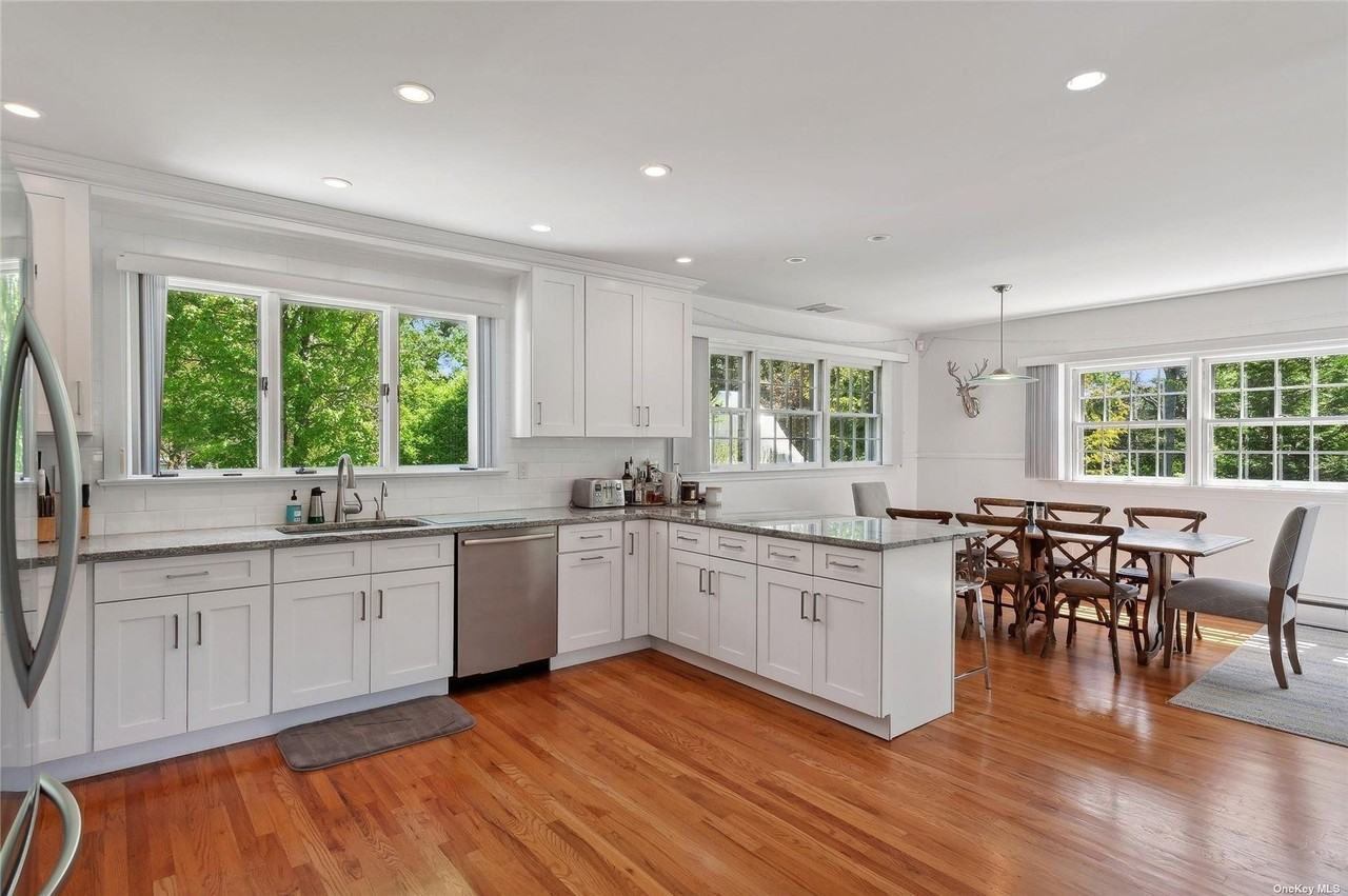 1800 Westphalia Rd - Photo 6 of 33