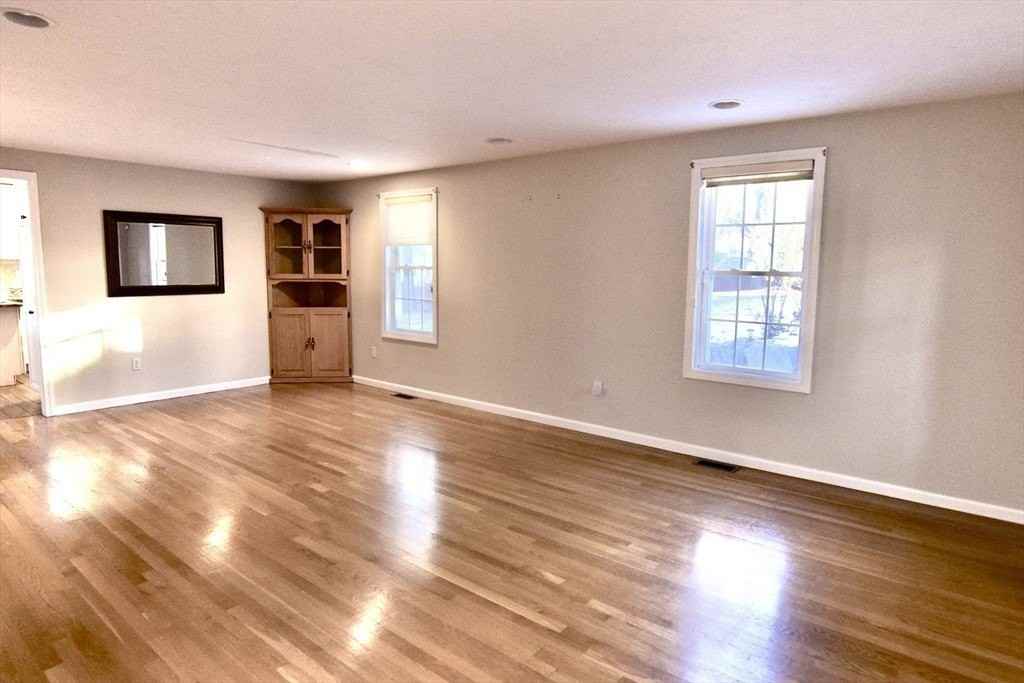 172 Edgehill Rd Unit 172 #172 - Photo 7 of 27